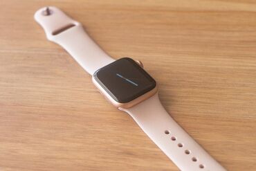 apple watch цены в бишкеке: Apple Watch 4 серии, требуется замена экрана