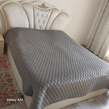 Taxt satılır ela vəziyyətdədir matras baza var Qiymet 200 AZN ünvan