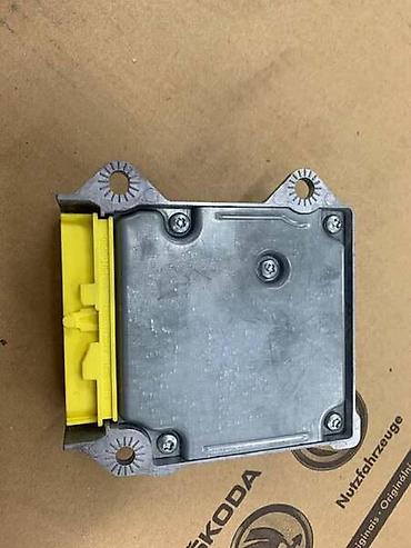 ferrex kompresor 50l: CENTRALA AIRBAGA ZA VOLKSWAGEN GOLF 6 - 5C0959655C | Senzor airbaga — 2