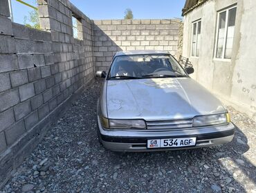 Mazda: Mazda 626: 1989 г., 2.1 л, Механика, Бензин, Хэтчбэк