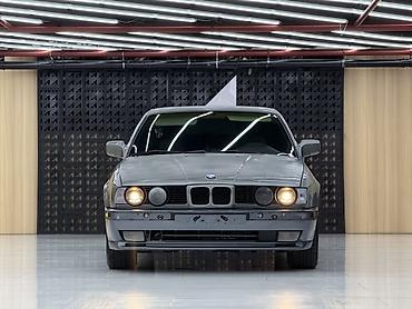aion gac: BMW 5 series: 1990 г., 2.5 л, Механика, Бензин, Седан — 1
