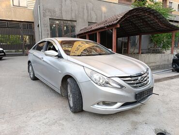 камаро шевроле: Hyundai Sonata: 2010 г., 2 л, Автомат, Газ, Седан
