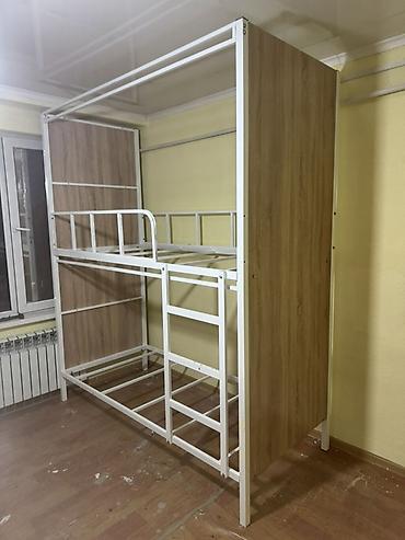Мебель: Двухъярусная кровать-стойка с металлическим каркасом габариты на — 1