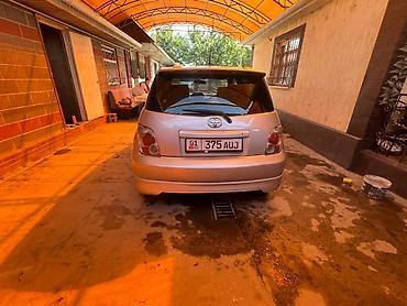 e klass: Toyota Ist: 2003 г., 1.5 л, Автомат, Бензин, Седан — 9