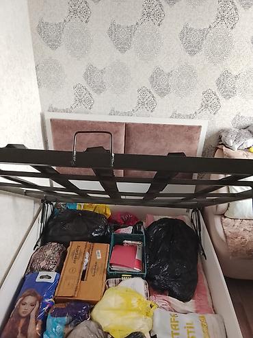 islenmis kravat: İşlənmiş, İkinəfərlik çarpayı, Bazalı, Matras ilə, Siyirməsiz, Azərbaycan — 2
