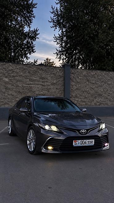 бизнем: Toyota Camry: 2018 г., 2.5 л, Автомат, Бензин, Седан — 1
