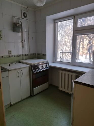 квартиры бишкек: 2 комнаты, 46 м², Хрущевка, 1 этаж, Косметический ремонт