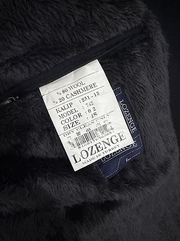 white coat: Зимний пальто мужская Размер 48 Турция Покупали за 15тыс Отдам за — 4