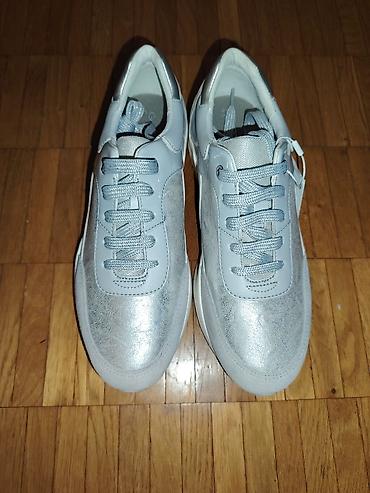 kappa m: Geox Respira ženske patike – svetlosive/metallic srebrne Ug 24,5 - — 1