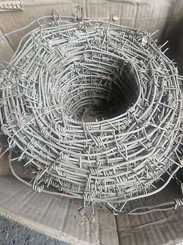 военные сетки: Колючая проволока. Продаю рулон советской колючей проволоки (250 — 1