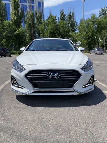 белый hyundai: Hyundai Sonata: 2017 г., 2 л, Автомат, Бензин, Седан