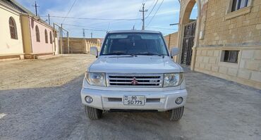 hybrid avtomobillər qiymətləri: Mitsubishi Pajero: 1.8 l | 1999 il 342443 km Ofrouder/SUV