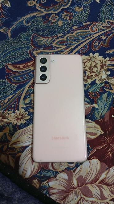samsung 65: Смартфон Samsung Galaxy S21 (серия S21) в розовом цвете. Основные — 2