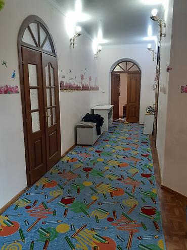 Продажа коттеджей и домов: Продается дом на первой линии по ул. Садырбаева /ул. Ахунбаева — 18