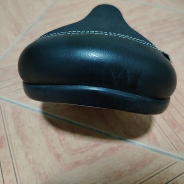 Velosiped ehtiyyat hissələri: Velosiped üçün oturacaq 6 ay istifadə olunub çox rahat və -da lalafo.az — 7 Velosiped ehtiyyat hissələri: Velosiped üçün oturacaq 6 ay istifadə olunub çox rahat və — 7