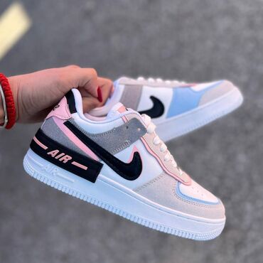Patike: Nike air force shadow patike

Novo
Brojevi 36 do 46, zavisi od broja — 7