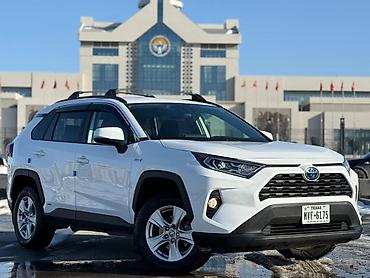 Toyota: Toyota RAV4: 2021 г., 2.5 л, Автомат, Гибрид, Кроссовер — 2