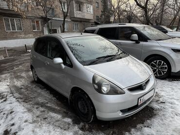 Honda: Honda Fit: 2003 г., 1.3 л, Вариатор, Бензин, Хэтчбэк