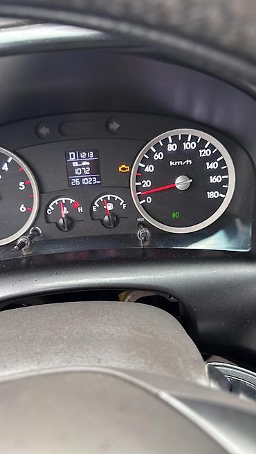 es 2016: Легкий грузовик, Hyundai, Стандарт, Б/у — 4