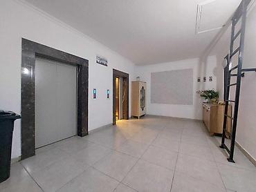 bakıda qiyməti: Yasamal, 3 otaqlı, Yeni tikili, m. Elmlər Akademiyası, 162 kv. m — 1