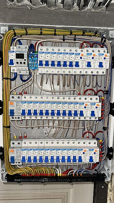 Электрики: Электрик | Установка счетчиков, Демонтаж электроприборов, Монтаж выключателей Больше 6 лет опыта — 15