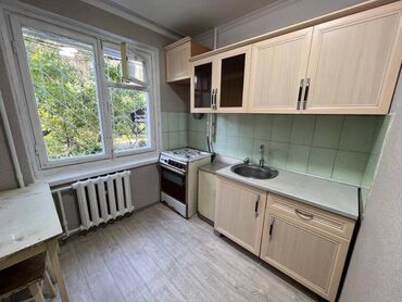 Продажа квартир: 2 комнаты, 44 м², 104 серия, 1 этаж