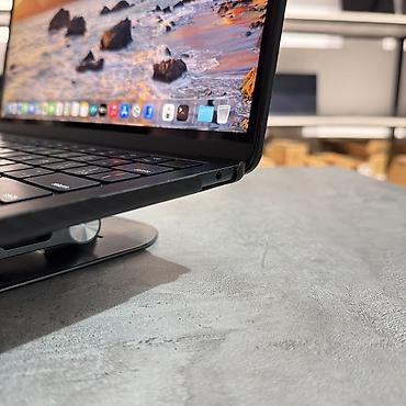 Ноутбуки Apple (MacBook): Ультрабук, Б/у, Apple M2, ОЗУ, RAM: 8 ГБ, В рассрочку — 2