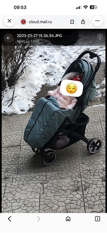 Прогулочная коляска-компакт от Bene baby,с утеплённым чехлом на ножки