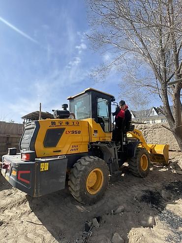 Погрузчики: Погрузчик, Колесный, Фронтальный — 4