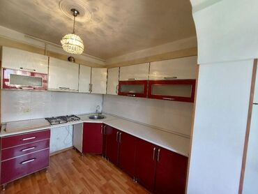 mətbəx mebeli baku: Metbex mebeli 450azn satilir. Olcusu 2.10×2.65. Real aliciya endirim