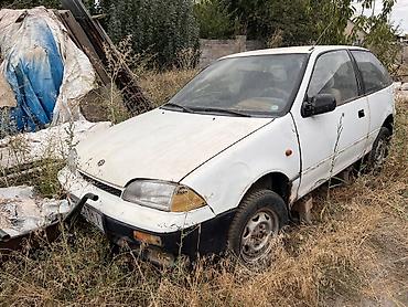 Suzuki Swift: 1990 г., 1.3 л, Механика, Бензин, Хэтчбэк