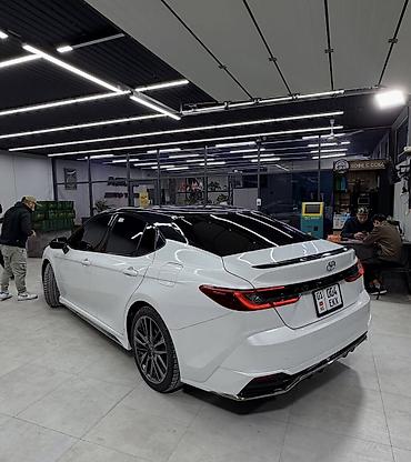 Унаа сатуу: Toyota Camry: 2024 г., 2 л, Автомат, Гибрид, Седан — 3