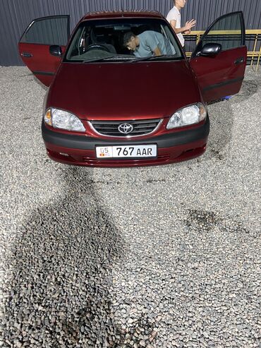 зеркала на машину: Toyota Avensis: 2002 г., 1.8 л, Механика, Бензин, Хетчбек