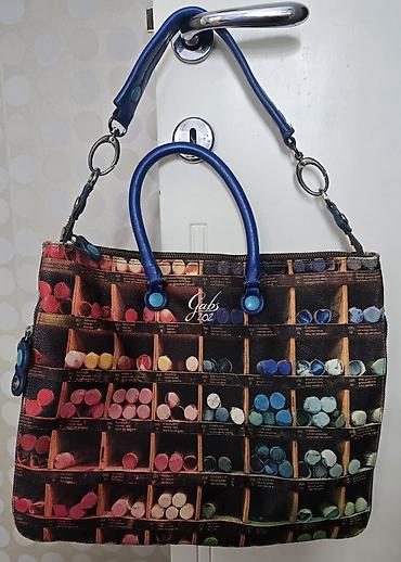 Torbe: GABS kožna torba. prelepa, šarena, ima zip celom dužinom i širinom — 2