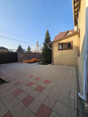 Продажа домов: Дом, 250 м², 5 комнат, Собственник at lalafo.kg — 4 Продажа домов: Дом, 250 м², 5 комнат, Собственник — 4