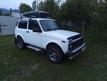 афто мобиль спортивный: ВАЗ (ЛАДА) 4x4 Niva: 2016 г., 1.7 л, Механика, Бензин, Жол тандабас