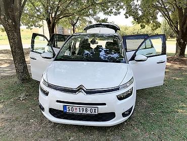 prednja kamera za auto: Citroën Grand C4 Picasso – 7 sedišta, porodični MPV, registrovan — 4