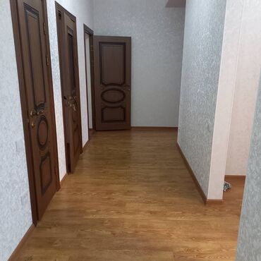 Долгосрочная аренда квартир: 4 комнаты, Агентство недвижимости, Без подселения, С мебелью полностью — 7