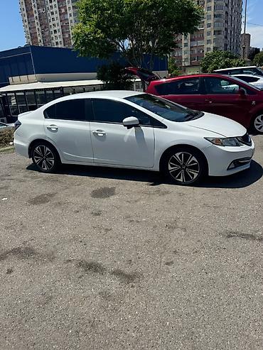 civic: Honda Civic: 1.5 l | 2014 il Sedan — 5