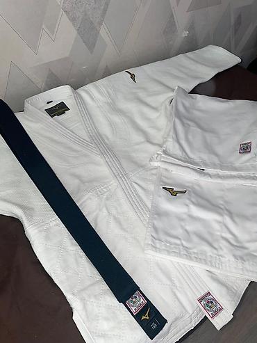 mizuno: Оригинальное кимоно для дзюдо Mizuno на рост 180(комплект) - — 1