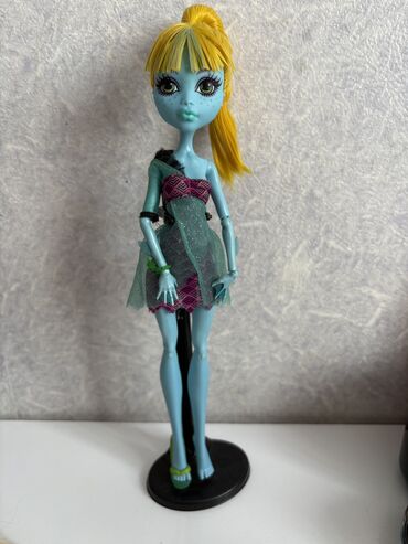 Monster high «13 wishes» seriyasından Lagoona Blue satılır, bütün