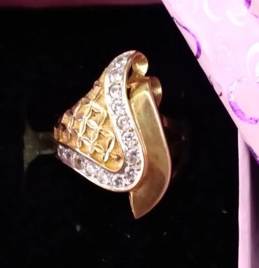 кольцо cartier love 750 52833a цена: Золотое кольцо, 750 проба, Италия, 5,4 гр. 
размер 18,5
Цена 50т.с