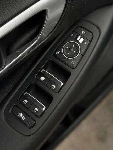 Hyundai: Hyundai Sonata: 2019 г., 2 л, Автомат, Бензин, Седан — 13