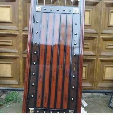 Giriş qapıları: Ofis üçün Yeni Giriş qapısı Zamok ilə, Pulsuz quraşdırma, Ünvandan götürmə, Pulsuz çatdırılma, Ödənişli çatdırılma — 2