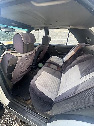 124 молдинг: Mercedes-Benz W124: 1988 г., 1.6 л, Механика, Бензин, Седан — 2