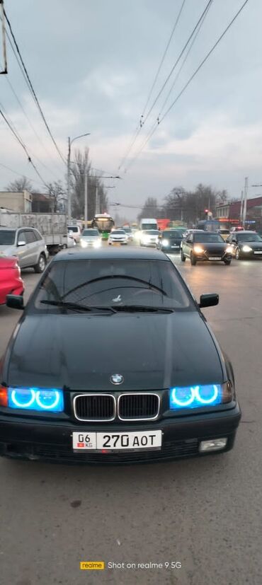 BMW: BMW 320: 1994 г., 2 л, Автомат, Бензин, Седан