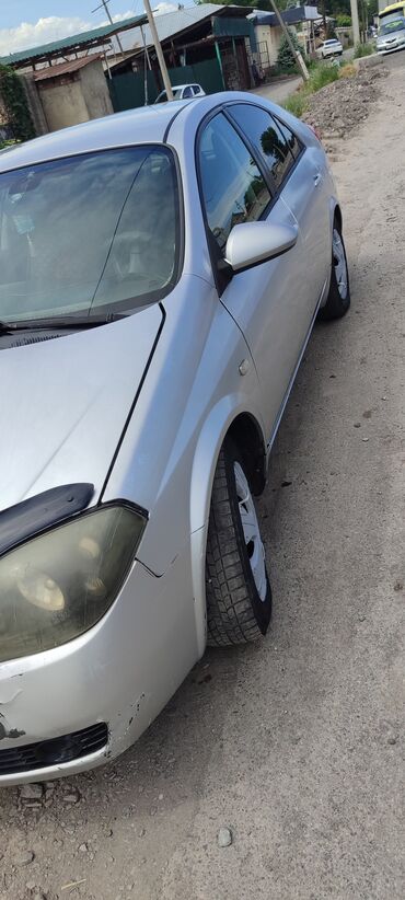 Nissan: Nissan Primera: 2002 г., 2 л, Механика, Газ, Хэтчбэк