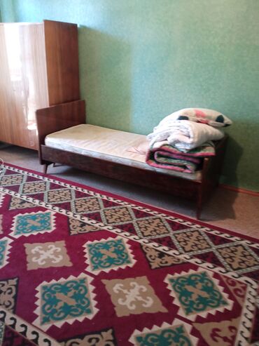 квартира ахунбаева абая: 2 комнаты, Собственник, Без подселения, С мебелью частично