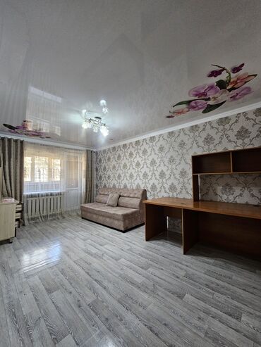 как снять квартиру без посредников на длительный срок от хозяина, недорого: 2 бөлмө, 42 кв. м, Хрущевка, 3 кабат, Косметикалык ремонт