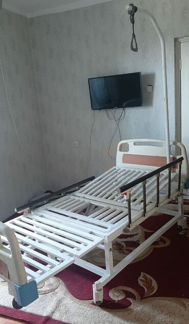 Медицинская мебель: Сдаю в аренду многофукциональную мед.кровать со всеми функциями